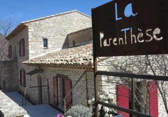 La Parenthèse Banon, Chambre d'hôtes dans les Alpes-de-Haute-Provence