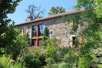 Fermes du Château, Chambre d'hôtes en Haute-Loire