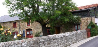 LE VIEUX FRENE, Chambre d'hôtes dans le Puy-de-Dôme