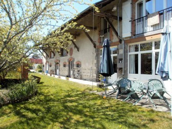 Le vieux pommier, Chambre d'hôtes dans le Puy-de-Dôme