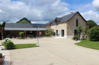 PREBONNE - CHAMBRES ET TABLE D'HOTES, Chambre d'hôtes en Mayenne