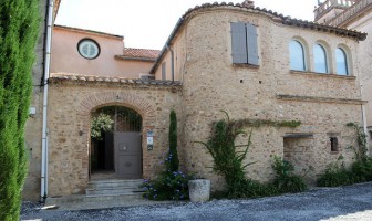 Château d'Ortaffa - Demeure d'Hôtes  , Chambre d'hôtes dans les Pyrénées-Orientales