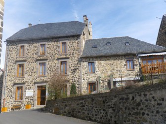 Le Fromentou, Chambre d'hôtes dans le Cantal