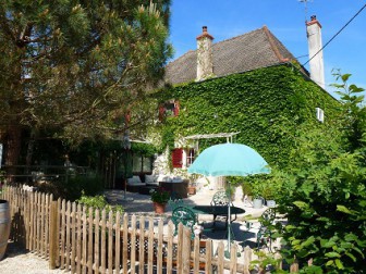 Le Seuil Des Champs, Chambre d'hôtes en Saône-et-Loire