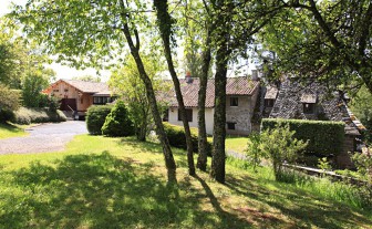 La Belle Epoque, Chambre d'hôtes dans le Cantal