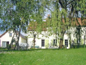 Chambres d'hôtes Les Pampres, Chambre d'hôtes dans le Cher