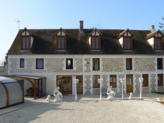 Le Manoir des Chapelles, Chambre d'hôtes dans l'Yonne